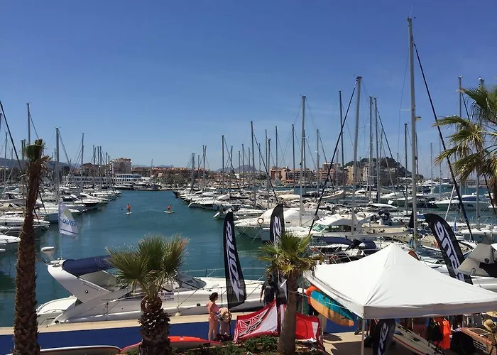 Meerblick & Pool! Traumhaftes Reihenhaus Am 度假居